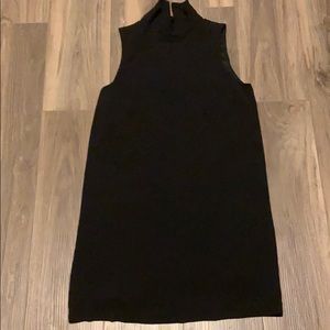 Blakc high neck shift dress